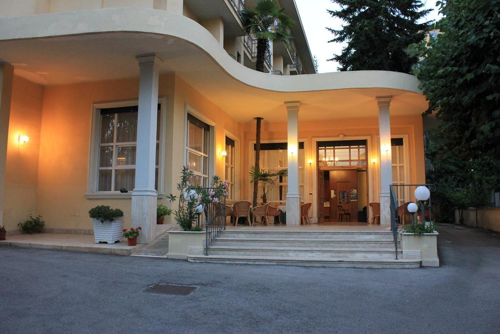 Hotel Reale Fiuggi Exterior photo